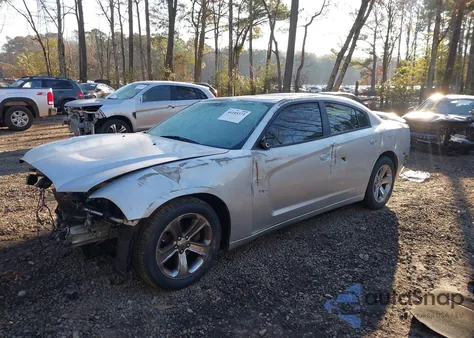 2012 Dodge Charger Sxt z USA, uszkodzony, nr VIN 2C3CDXHG4CH304593